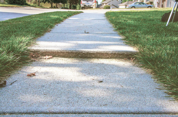 Concrete_Leveling_PolyLevel_Sidewalk_01_Before