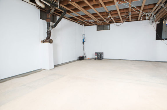 basement_waterproofing_set_8_before